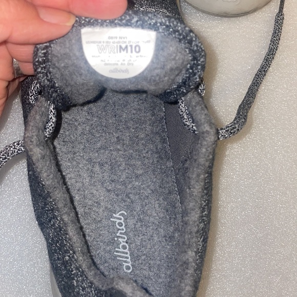 Allbirds Men’s Wool Sneakers - Picture 4 of 7